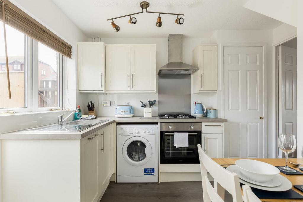 11 Green Gardens-ph18 web72.jpg
