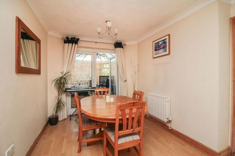 17 Lambourne Way, Portishead, Bristol, BS20 7LQ