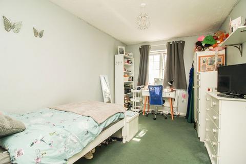 17 Lambourne Way, Portishead, Bristol, BS20 7LQ