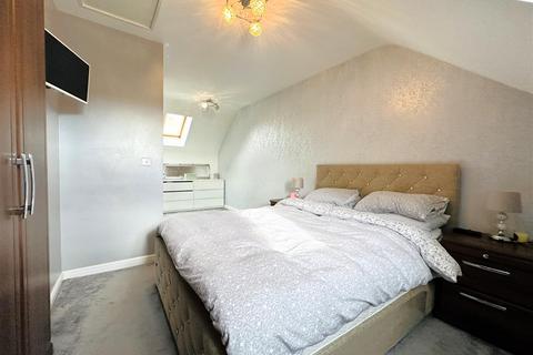 2 Springfield Avenue, Lofthouse, Wakefield, WF3 3FL
