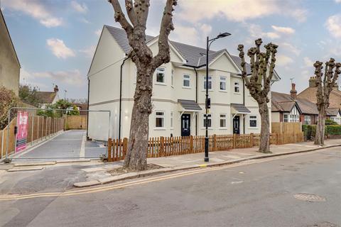undefined, St. Benets Road, Southend-On-Sea SS2