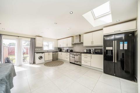 undefined, Uneeda Drive, Greenford UB6