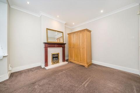 5 bedroom house to rent, Uneeda Drive, Greenford UB6