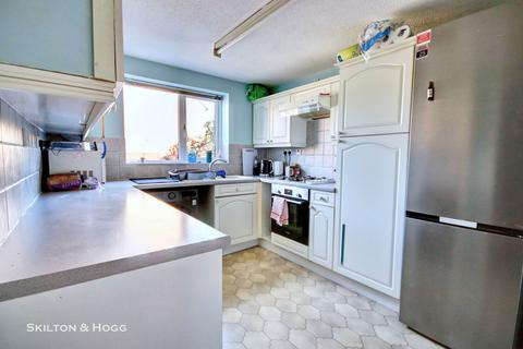 undefined, Kingfisher Close, Woodford Halse NN11