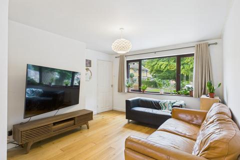 undefined, Marlins Turn, Hemel Hempstead, HP1