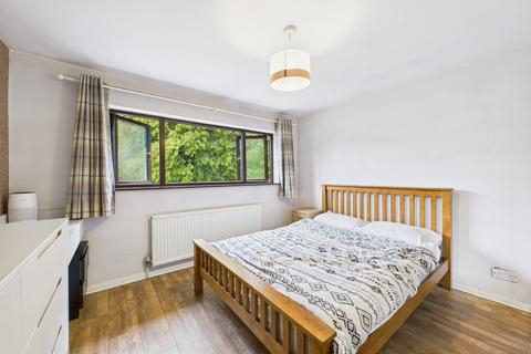 82 Marlins Turn, Hemel Hempstead, HP1 3LW