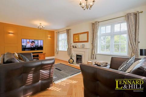 4 bedroom detached house for sale, Dixon Link, Basildon SS16