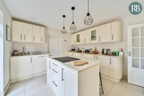 undefined, Montague Close, Shoreham-by-sea BN43