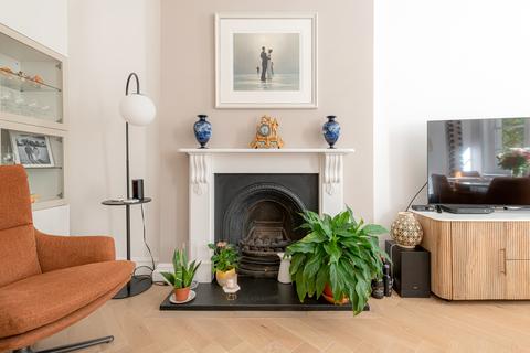 2 bedroom apartment for sale, St. Georges Square, Pimlico, London, SW1V
