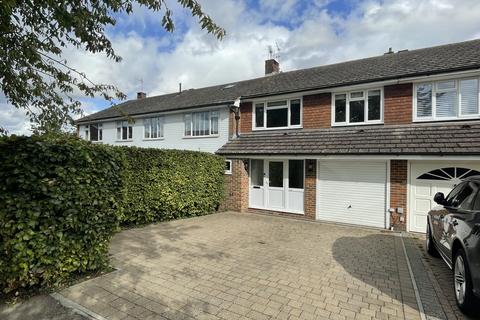24 Cherry Tree Close, Billingshurst, RH14 9NG
