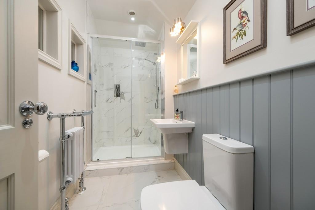 1440px-Elm Farm House-45