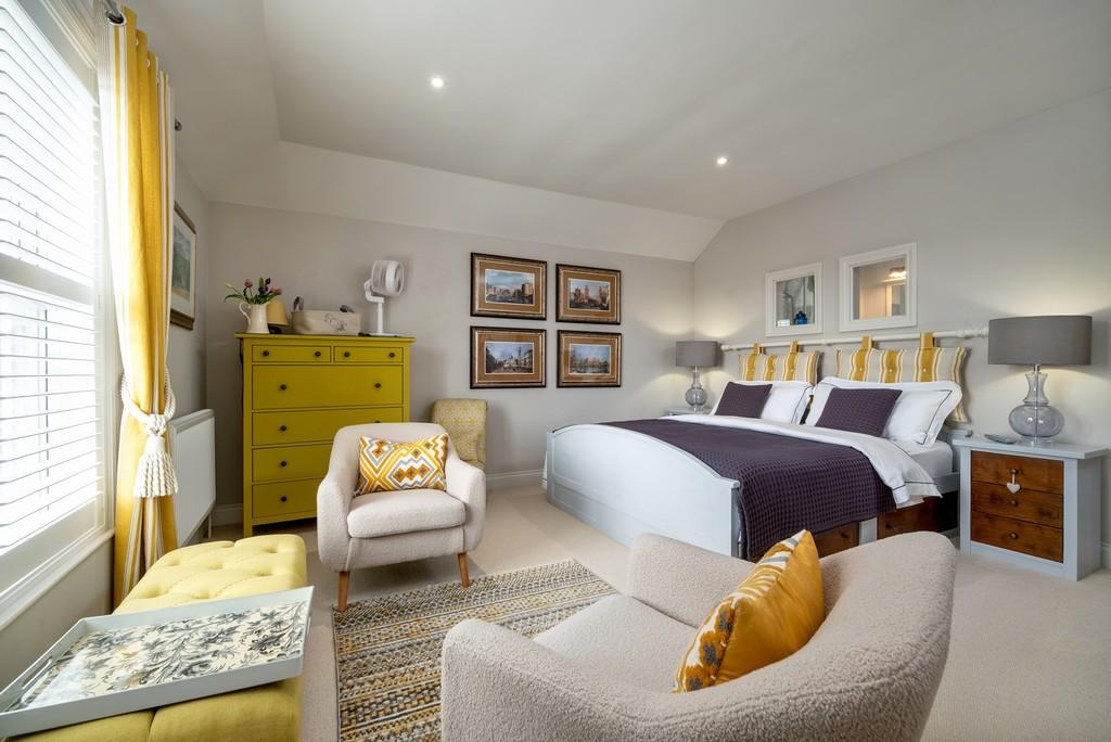 1440px-Elm Farm House-40