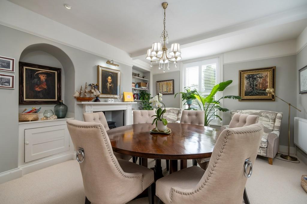 1440px-Elm Farm House-20