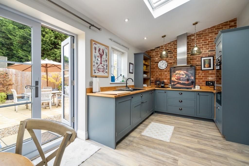1440px-Elm Farm House-62