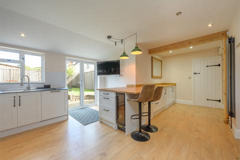 4 bedroom cottage for sale, Whitchurch