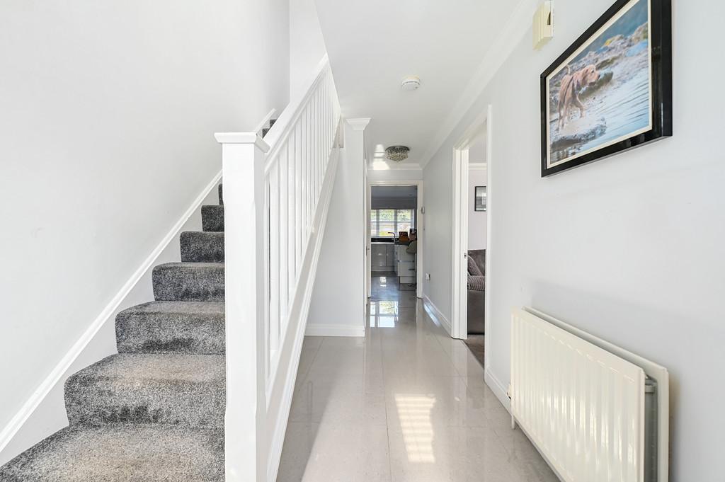 50 Frogmore Rd (8)