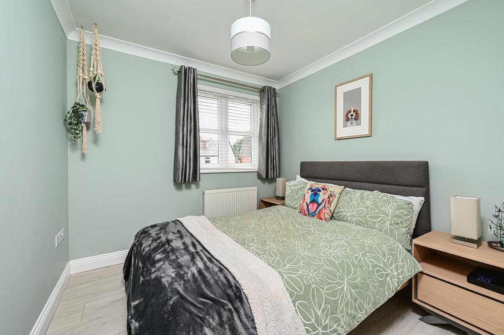 50 Frogmore Rd (15)