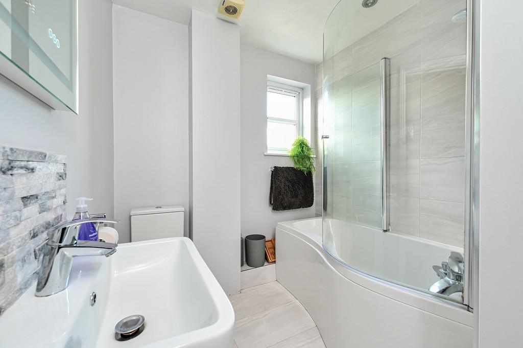 50 Frogmore Rd (17)