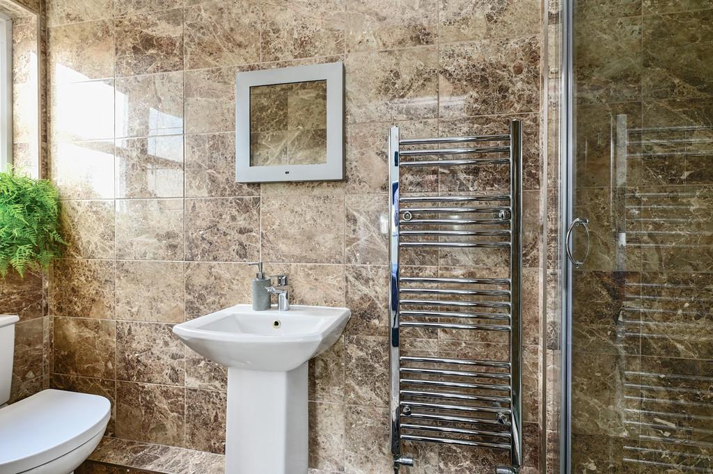 50 Frogmore Rd (18)