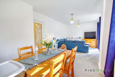 4 bedroom detached house for sale, Kenning Place, Chesterfield S45