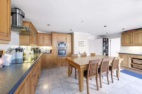 5 bedroom detached house for sale, Willows Close, Wistaston