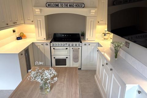 3 bedroom semi-detached house for sale, Poolehouse Road, Great Barr, Birmingham B43 7SJ