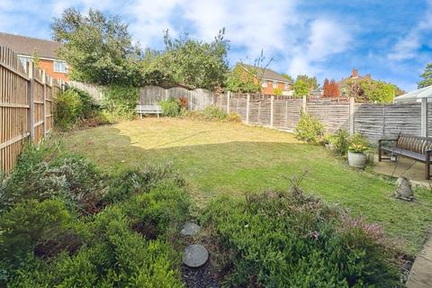 4 bedroom detached house for sale, Fernbank Crescent, Walsall, WS5 4EQ