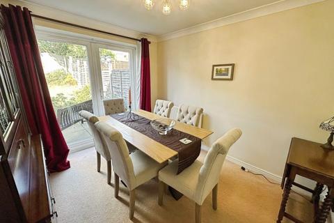 4 bedroom detached house for sale, Fernbank Crescent, Walsall, WS5 4EQ