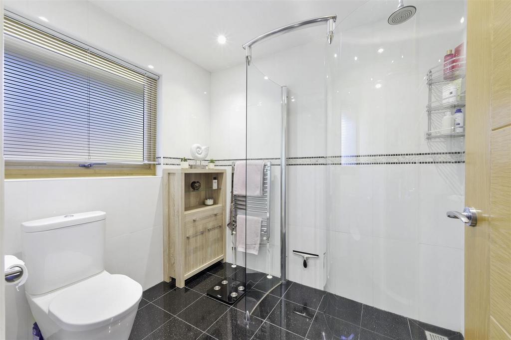 SILVER CLOSE, 4- (3).jpg