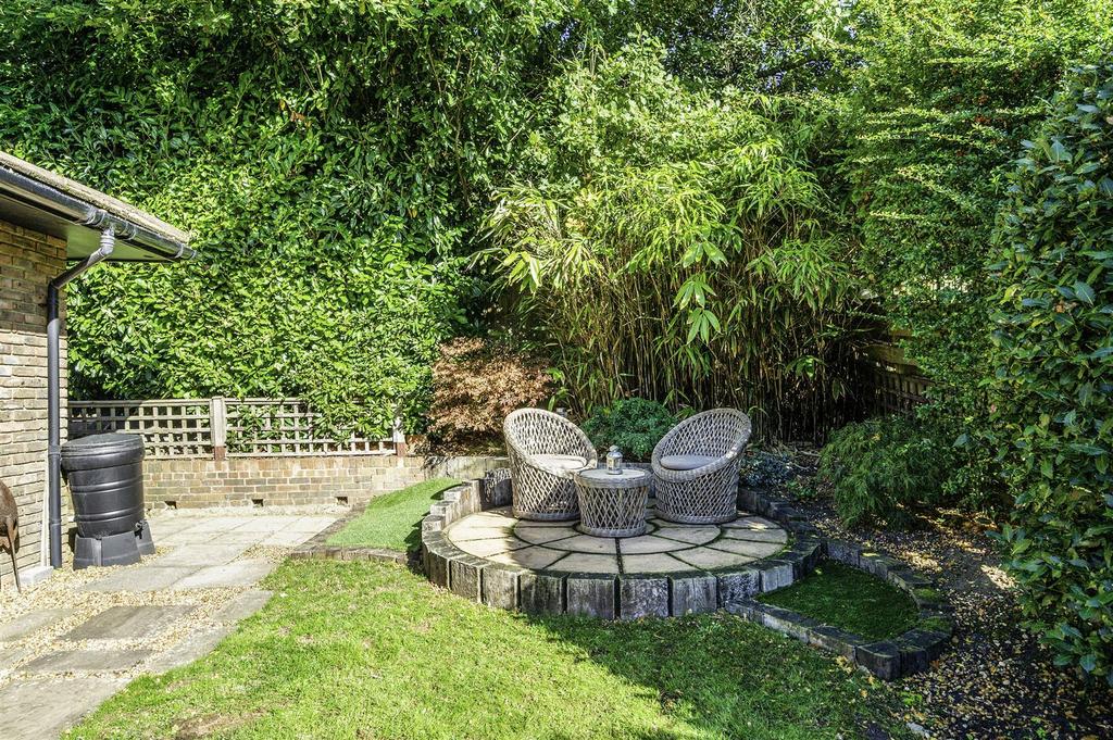 SILVER CLOSE, 4- (22).jpg