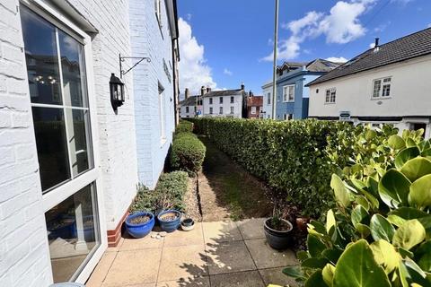 1 bedroom flat for sale, South Street, Hythe, SO45