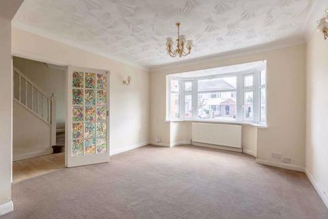 5 bedroom semi-detached house for sale, Courtlands Avenue, Langley