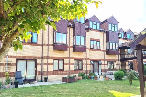 2 bedroom retirement property for sale, Berkeley Court, Lee-On-The-Solent, PO13
