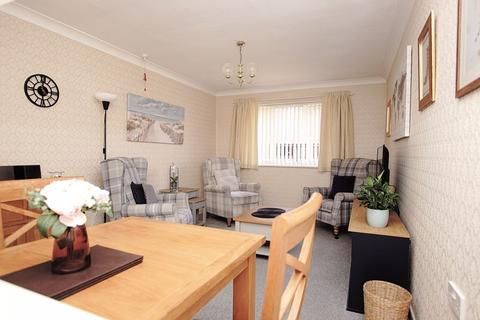 2 bedroom retirement property for sale, Berkeley Court, Lee-On-The-Solent, PO13