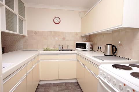 2 bedroom retirement property for sale, Berkeley Court, Lee-On-The-Solent, PO13