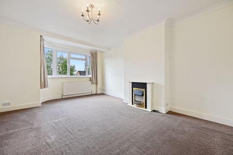 18 Imperial Close, Harrow, HA2 7LN