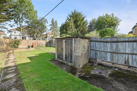 18 Imperial Close, Harrow, HA2 7LN