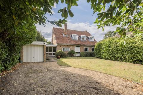 5 bedroom detached house for sale, Vicars Close, Bedford MK40
