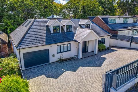 4 bedroom detached house for sale, Bracken Drive, Chigwell IG7