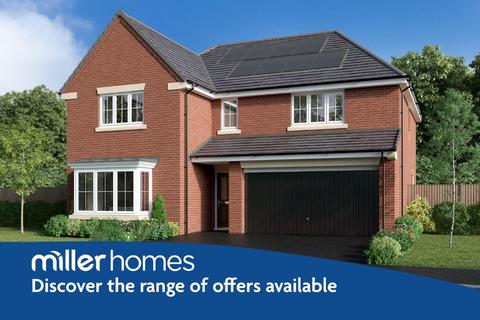 5 bedroom detached house for sale, Plot 121, Denford at Lunts Heath Rise, Lunts Heath Road WA8