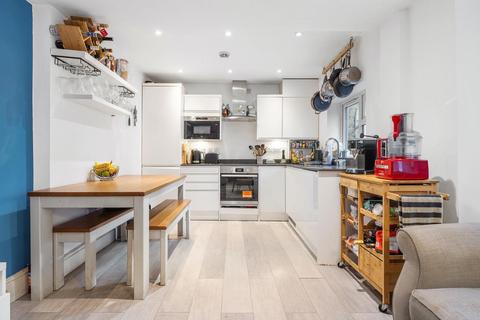 2 bedroom flat for sale, St Luke's Avenue, SW4