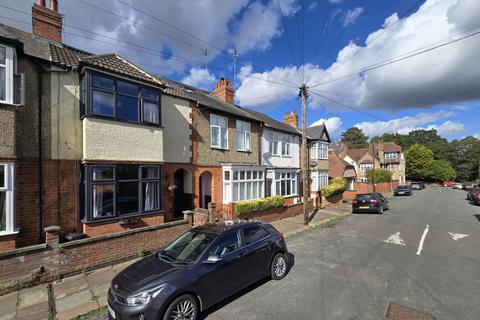 4 bedroom terraced house for sale, Garrick Road, Northampton, West Northamptonshire, NN1 5ND