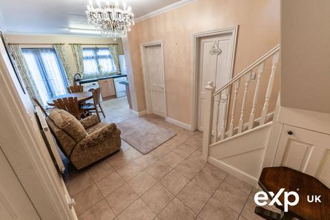 3 bedroom detached bungalow for sale, Woodland Road, Mansfield NG19
