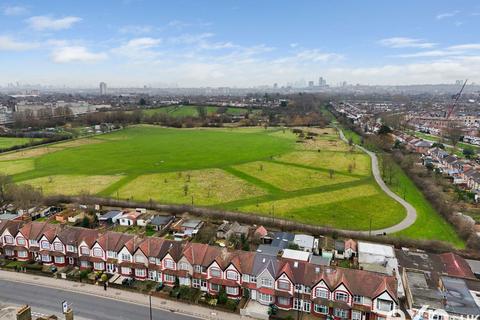 undefined, Lordship Lane, London N17