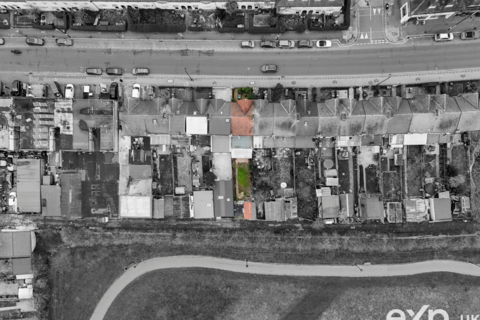 undefined, Lordship Lane, London N17