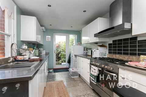 3 bedroom semi-detached house for sale, Constantine Road, Colchester, CO3