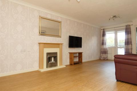 2 bedroom apartment for sale, Roby Court, Huyton, Liverpool