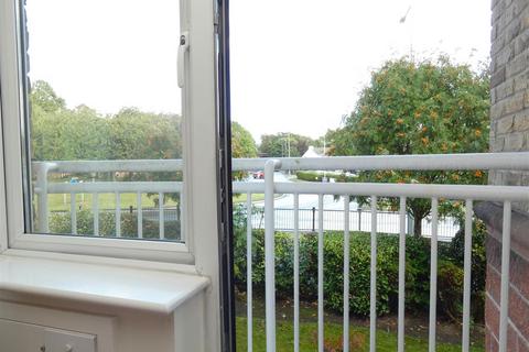 2 bedroom apartment for sale, Roby Court, Huyton, Liverpool
