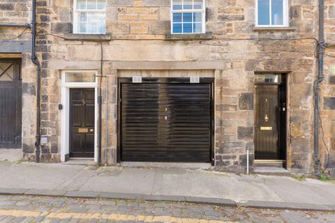 7a Gloucester Lane, Edinburgh, EH3 6ED
