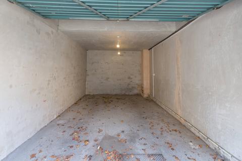 7a Gloucester Lane, Edinburgh, EH3 6ED